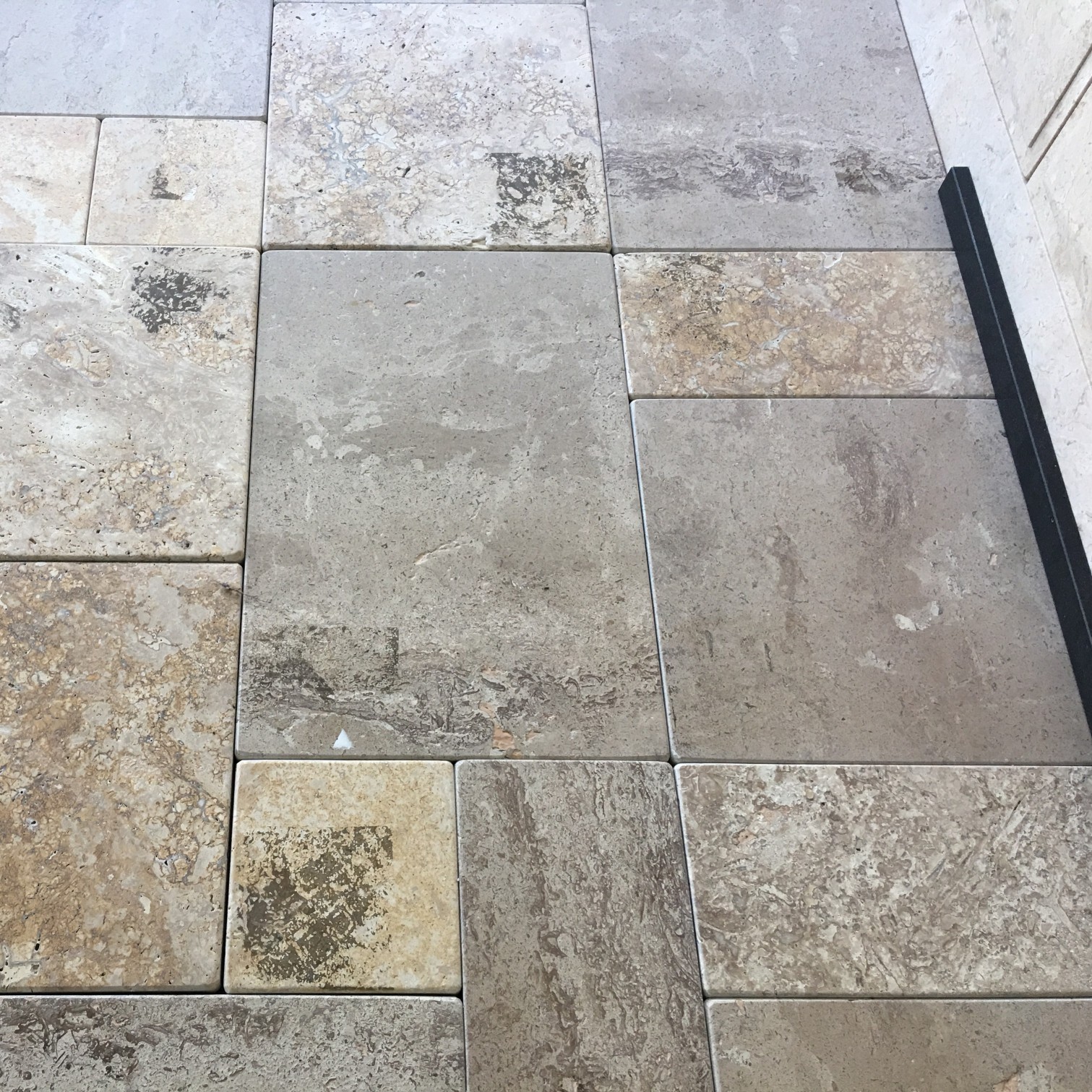 Mixed Beige Travertine Tiles 