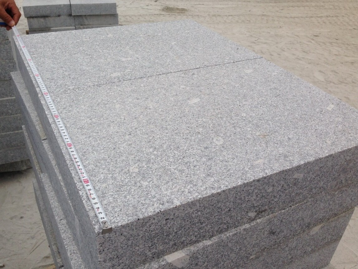 G341 Grey Granite Flamed Tiles 