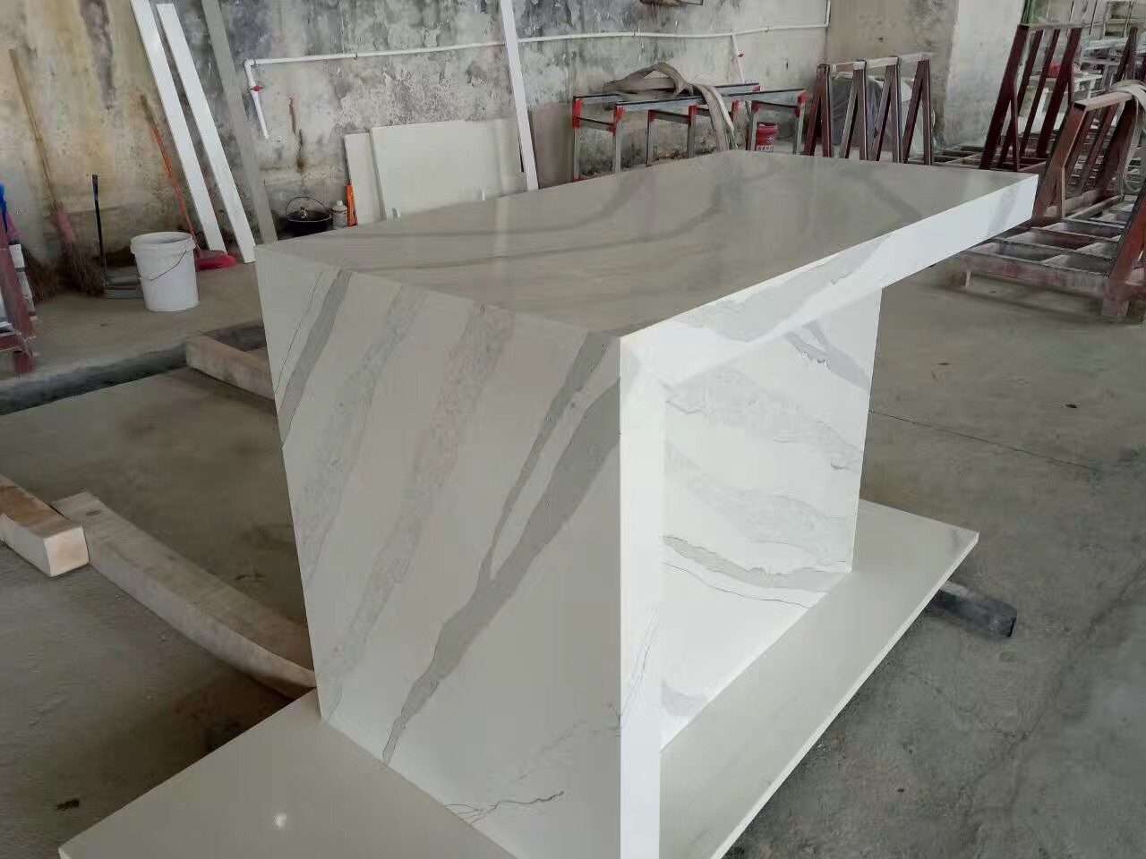 Calacatta White Quartz Countertops