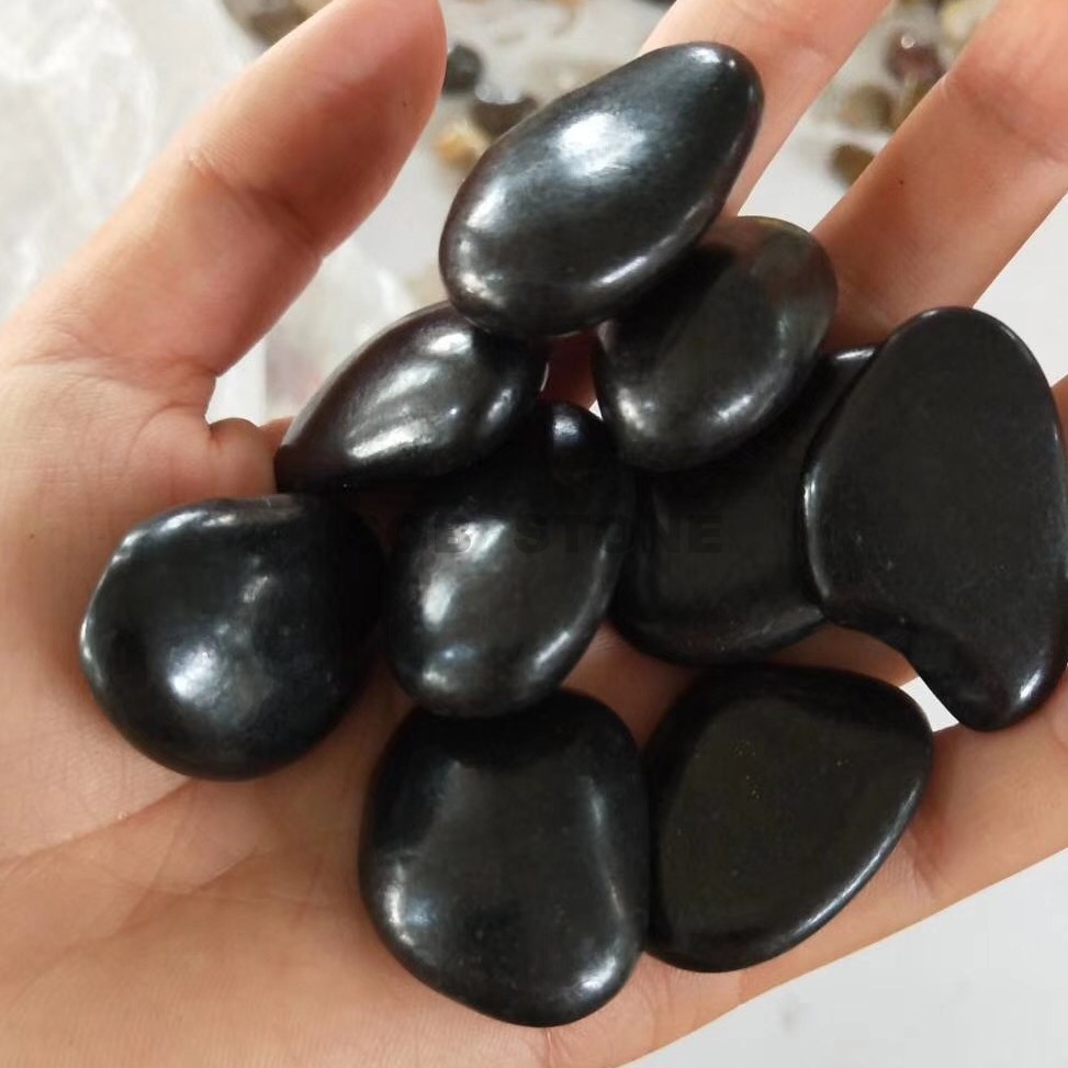 Polished Oblate Pebbles