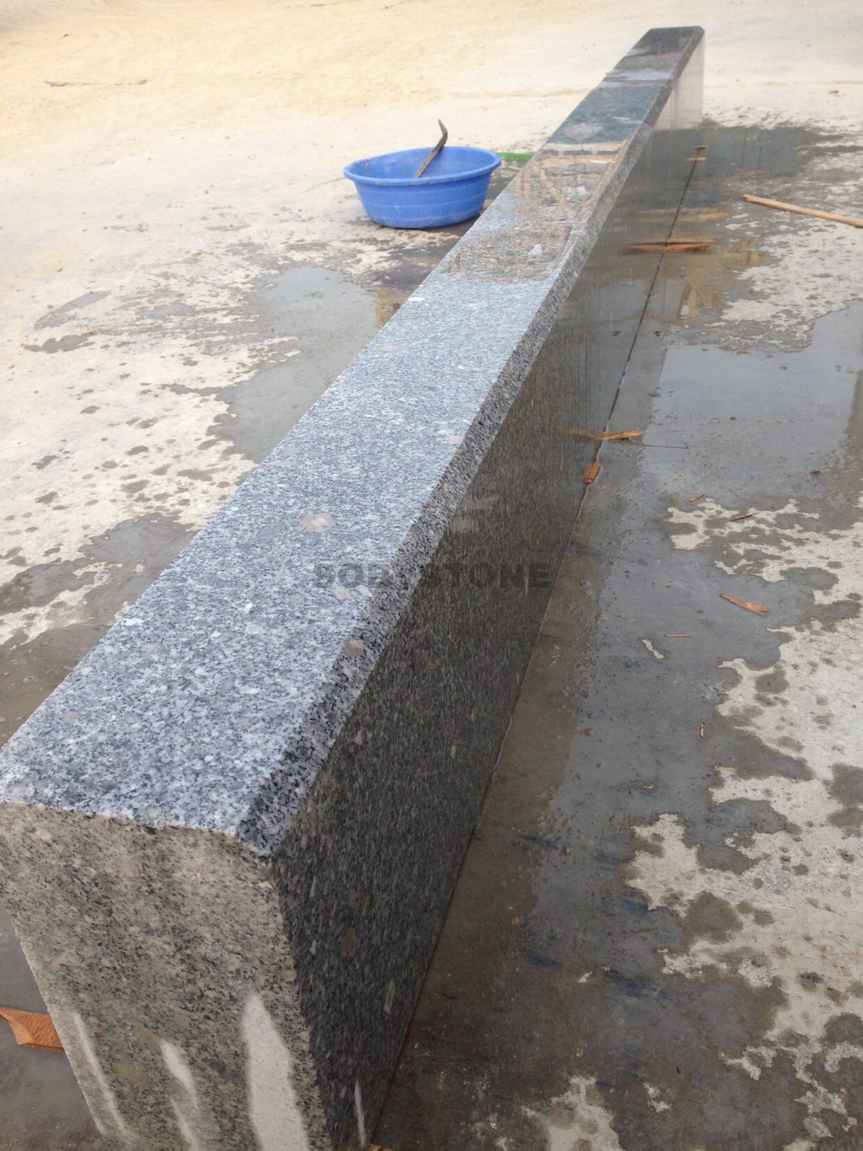 G341 Grey Granite Curbs 