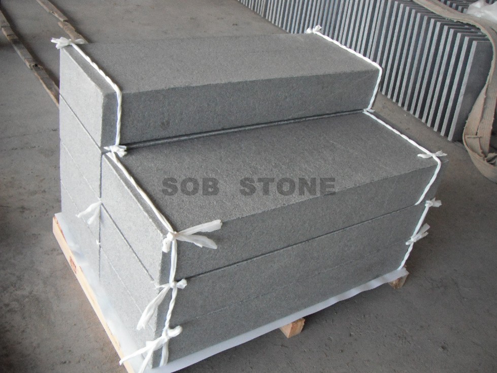 G654 Grey Granite Curbs Flamed