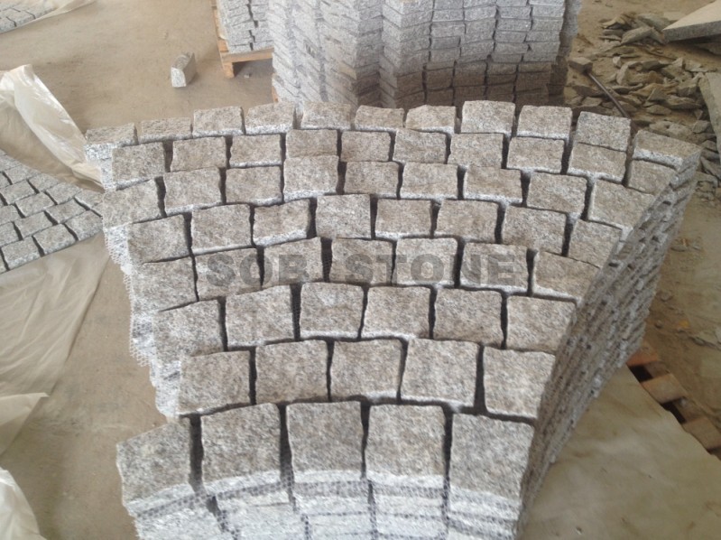 G602 Grey Granite Cobbles On Sheet Brick Pavers