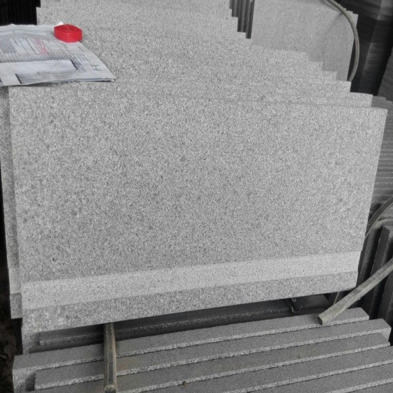 G654 Dark Grey Granite Steps With Groove