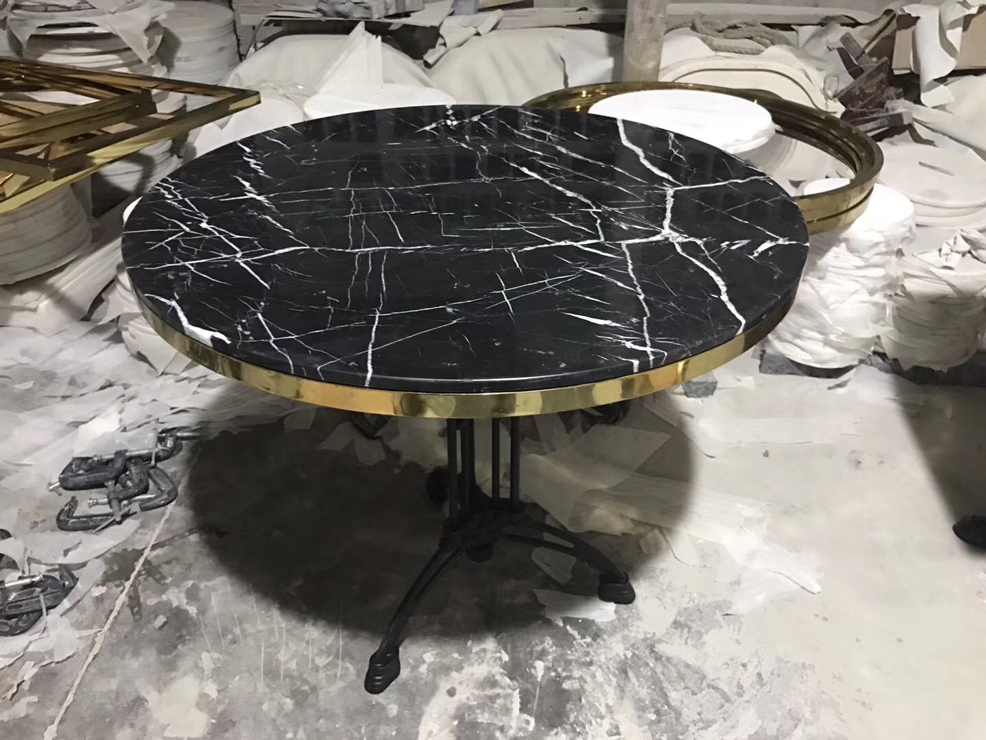 Nero Black Marquina Round Marble Table 