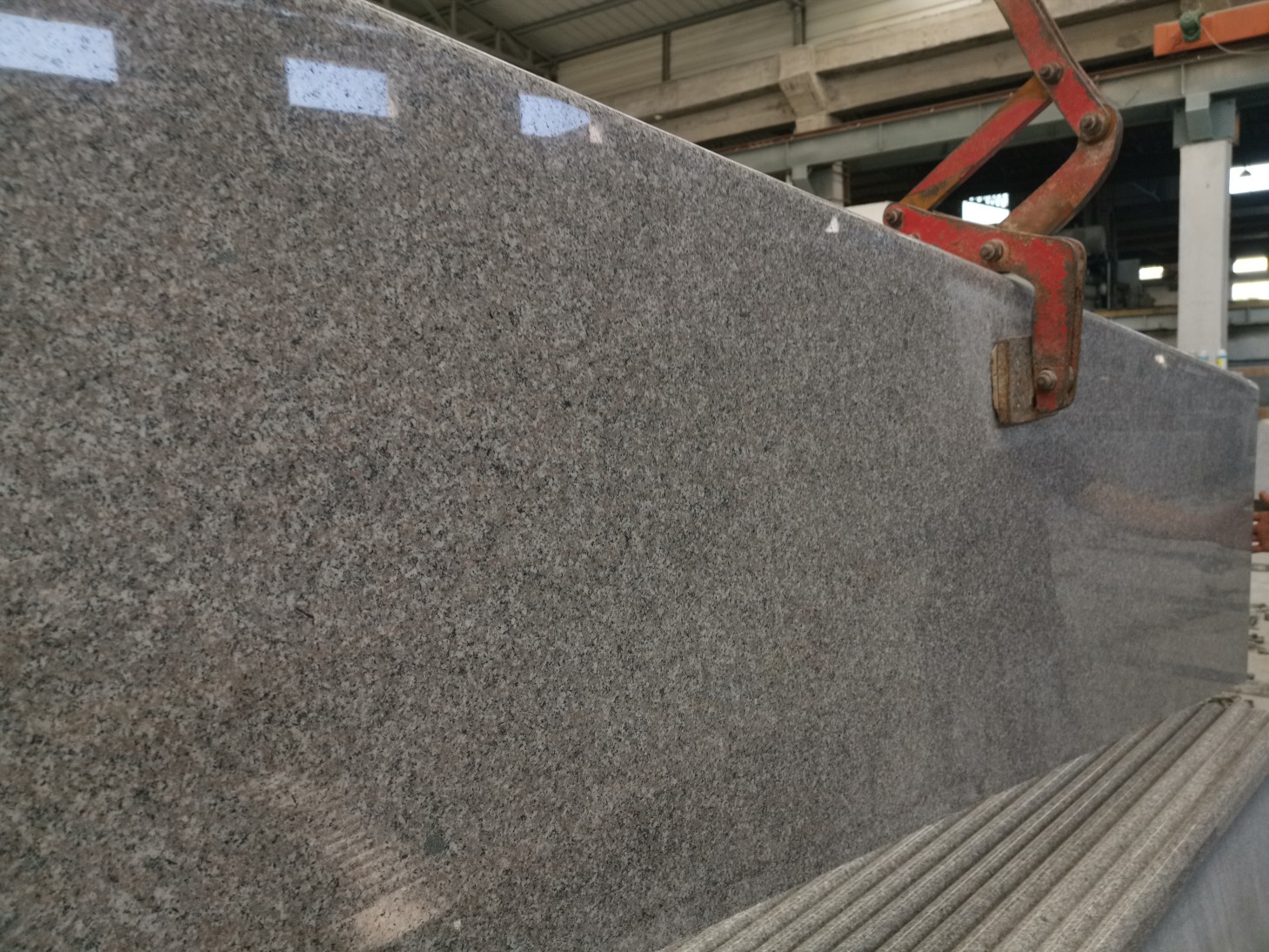 Chinese New G617 Brown Granite Slabs