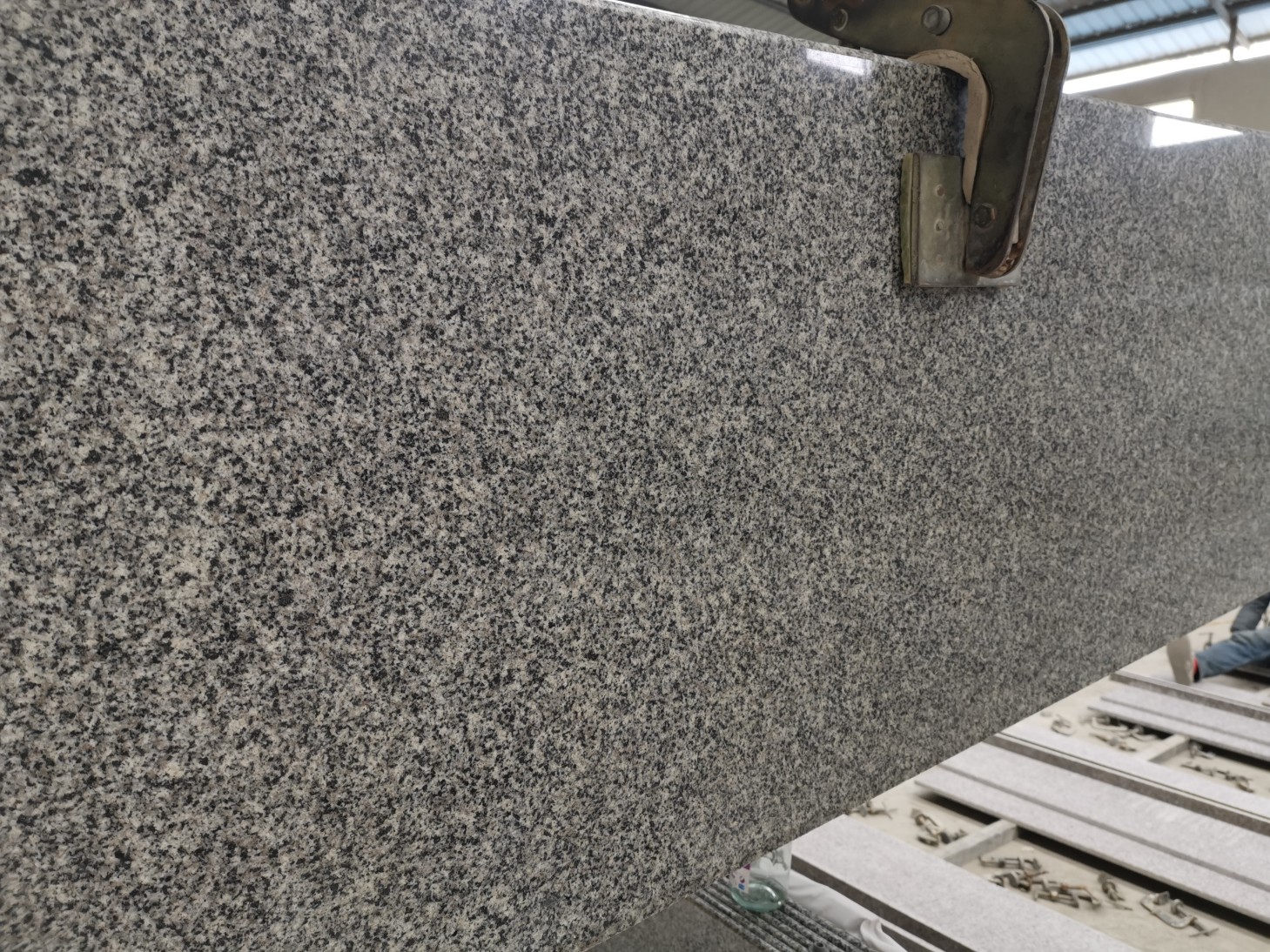 Antique Bitu Gray Granite Bullnose Countertops