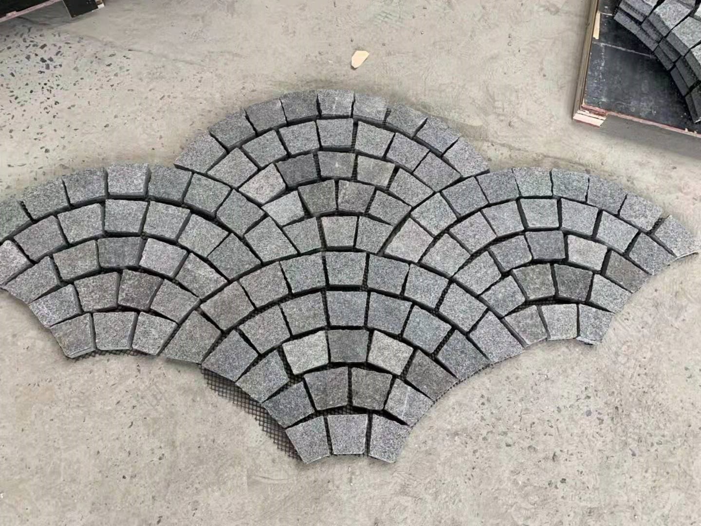 Fan Shape Ken Black Granite Cobblestone Pavers