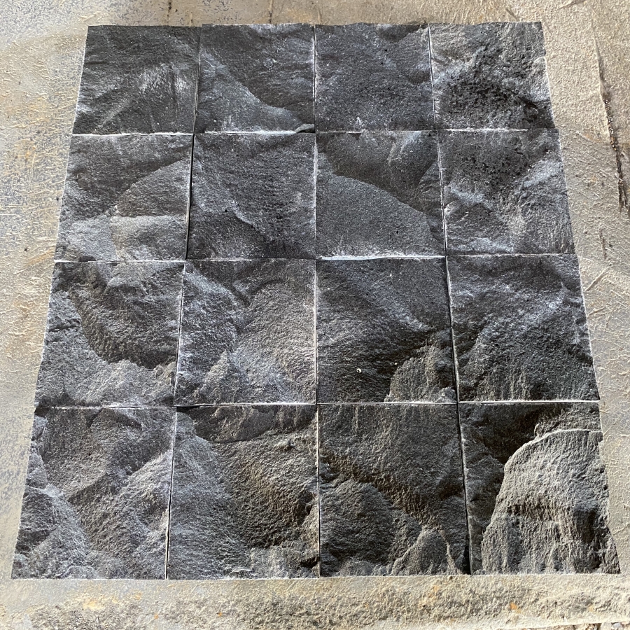 Black Basalt / Bluestone Cobble Stone Natural Split