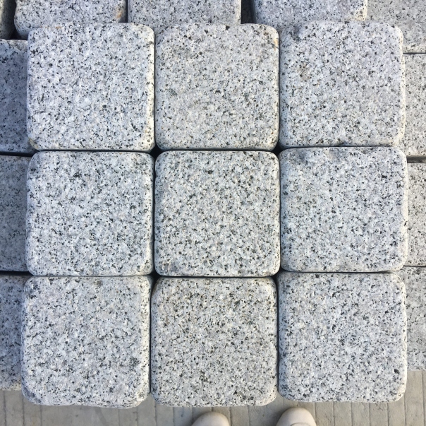 Tumbled Silver Grey Granite Setts