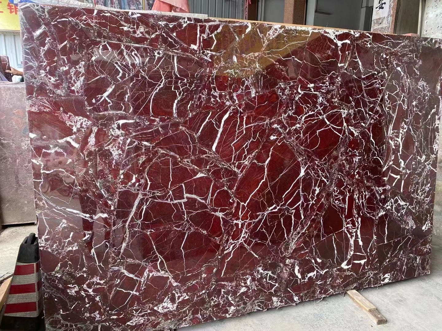 Rosso Levanto Red Marble Slabs