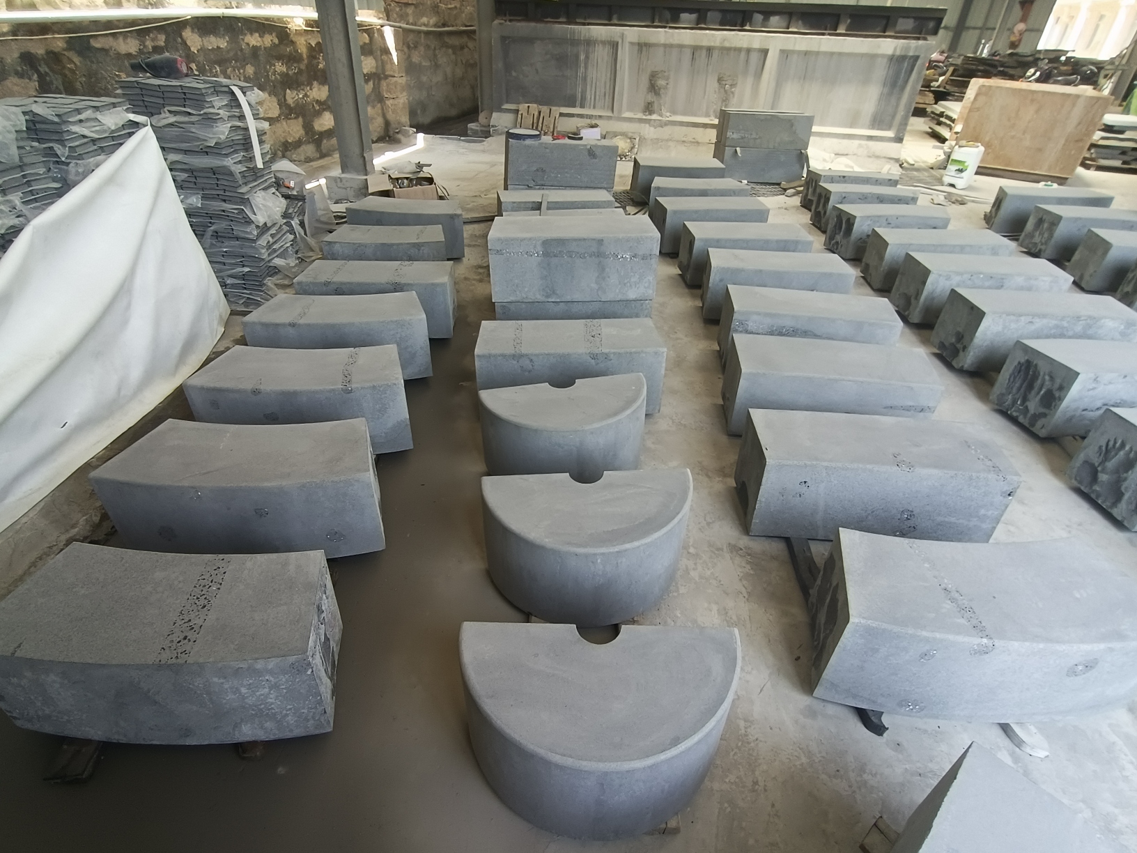 BASALT / BLUESTONE